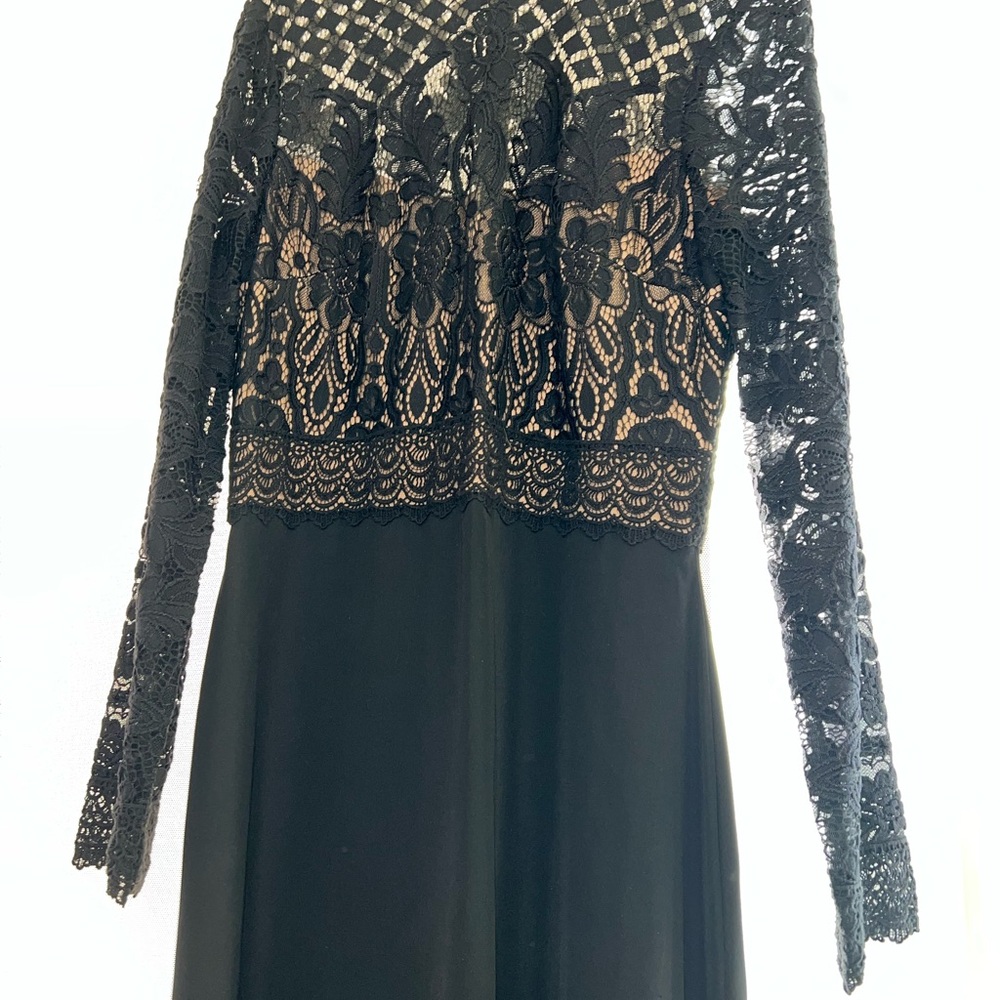 Tadashi Shoji Black Lace Long Sleeve Dress